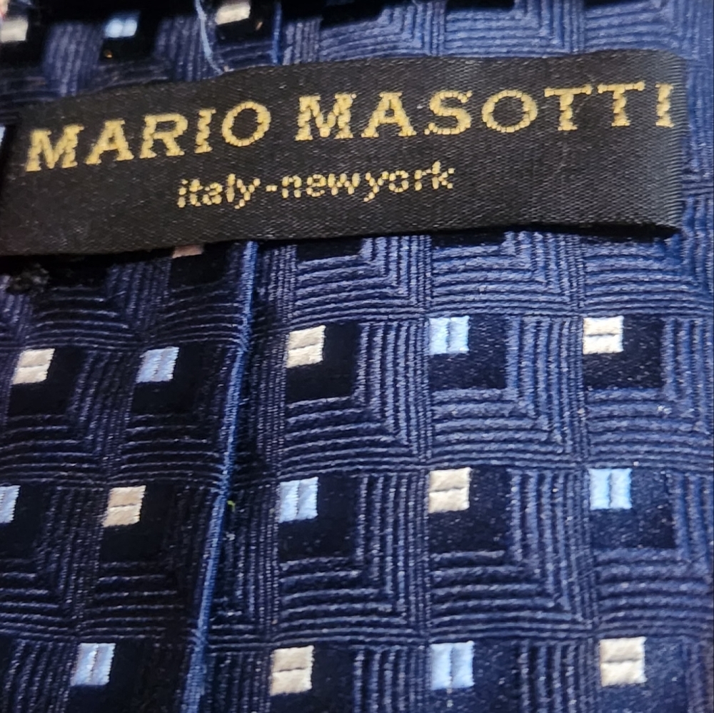 Designer ties - Picture 4 of 5